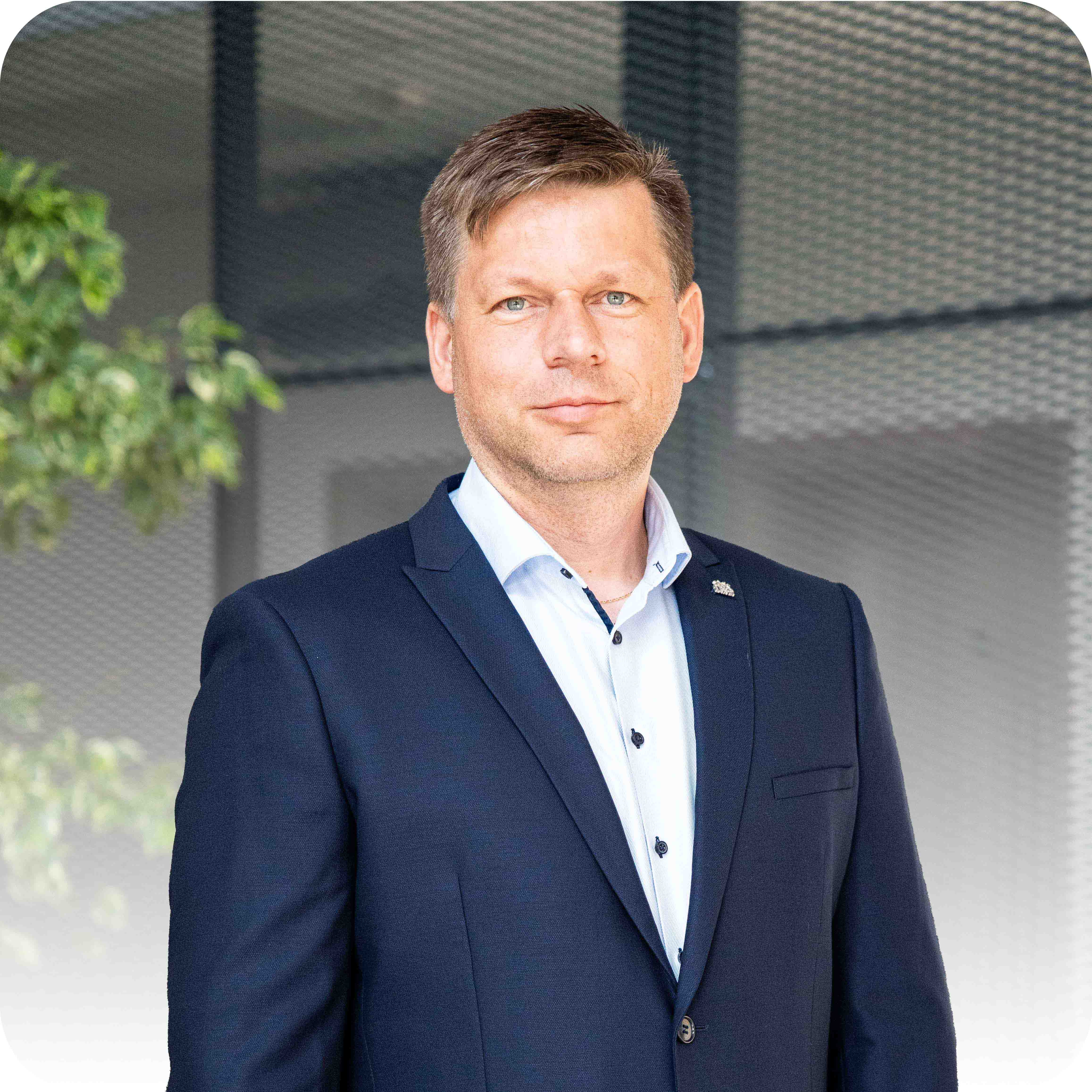 MBC_Jiri_Kabelka-web.jpg